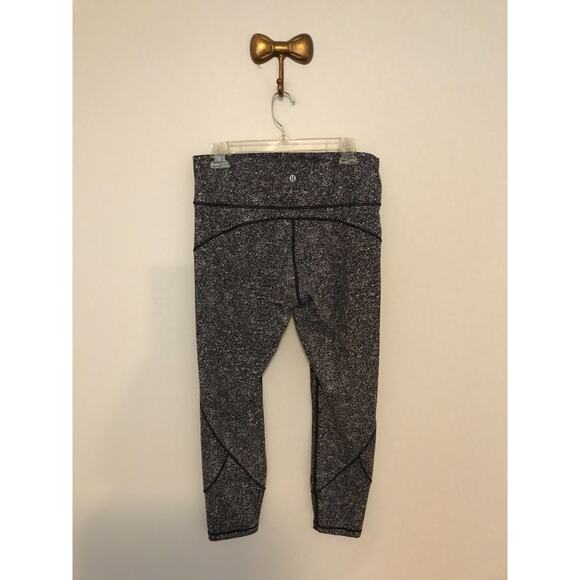 Lululemon In Movement Tight 25” Everlux Diffuse Starlight Black White - Size 12 - Picture 3 of 10